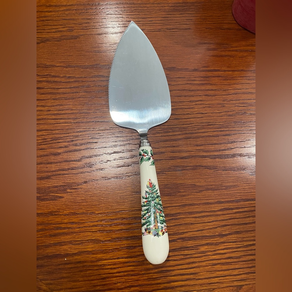 Spode Decorative Cake Server with Christmas Tree Motif